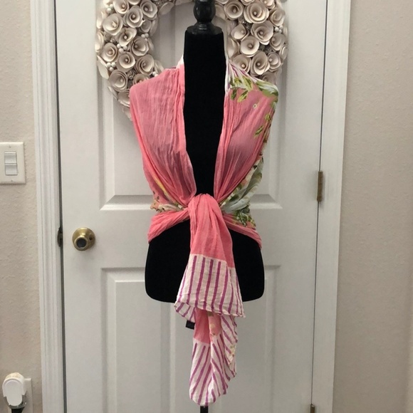 DONATED Extra-large, cotton floral scarf - Picture 4 of 6